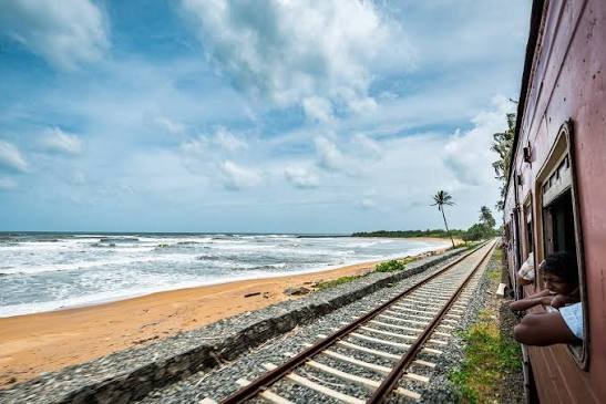 The coastal train, Sri Lanka